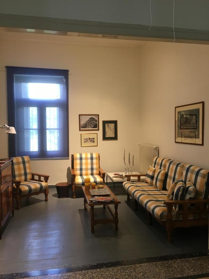 Aggelis Traditional Appartment 스파르티 외부 사진
